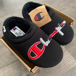 Champion slippers Shuffle Script